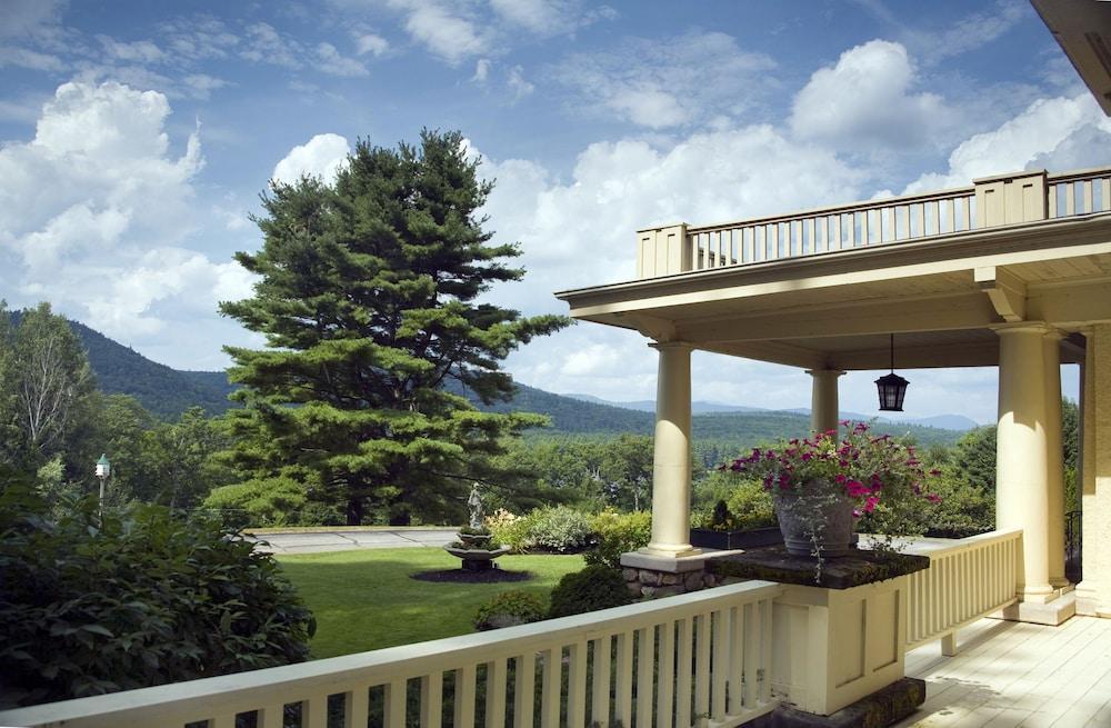 ホールダーネス The Manor On Golden Pond Bed & Breakfast エクステリア 写真