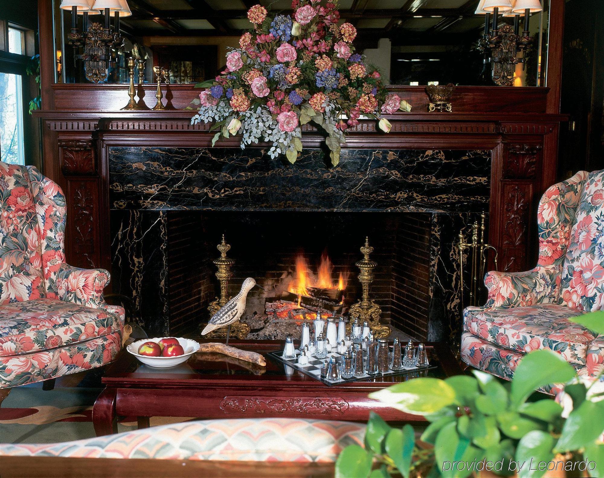 ホールダーネス The Manor On Golden Pond Bed & Breakfast 部屋 写真