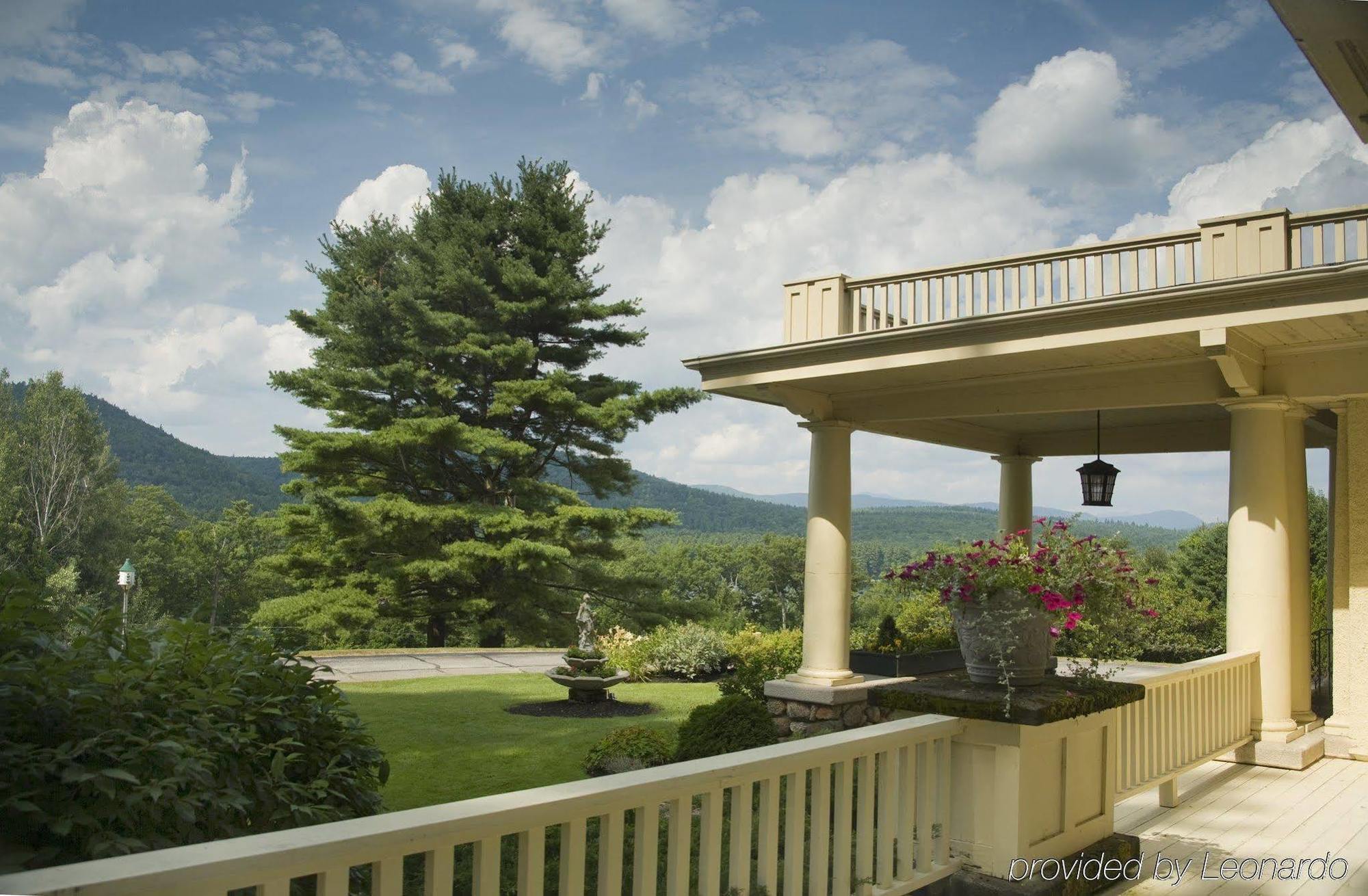 ホールダーネス The Manor On Golden Pond Bed & Breakfast エクステリア 写真