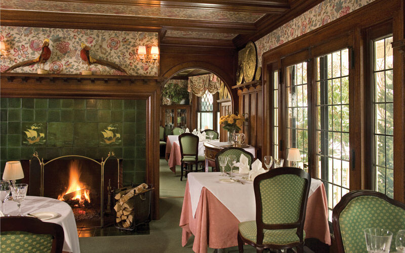 ホールダーネス The Manor On Golden Pond Bed & Breakfast エクステリア 写真
